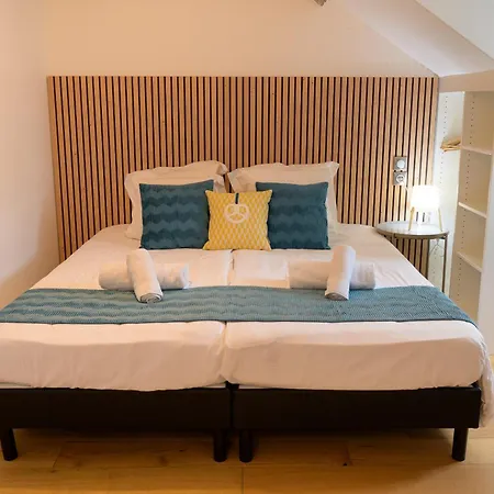 Le Mesange, Centre-ville *