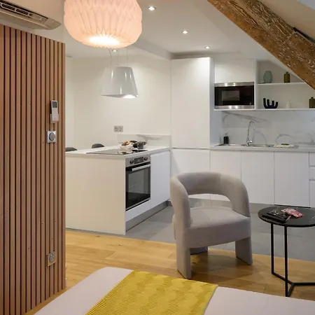 Le Mesange, Centre-ville Apartment *