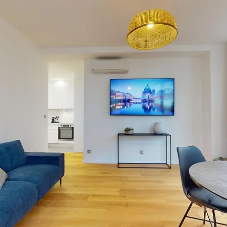Le Mesange, Centre-ville Apartment *