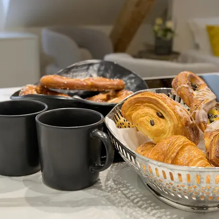 Le Mesange, Centre-ville *