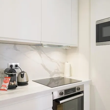 Le Mesange, Centre-ville